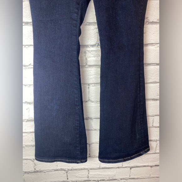Banana Republic Dark Wash High Rise Flare Leg Jeans size 6 (EU 28) - Picture 2 of 7